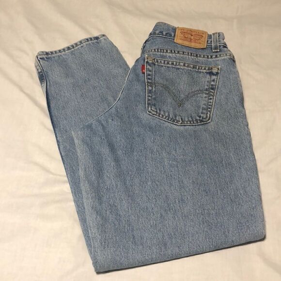 ✔️550 Levi Jeans   - Picture 1 of 6